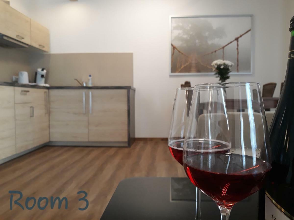 Modernes Apartment Metzingen Mittelstadt Extérieur photo
